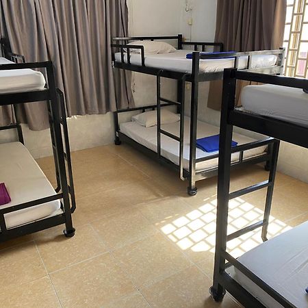 The Eighty8 Hostel พนมเปญ ภายนอก รูปภาพ