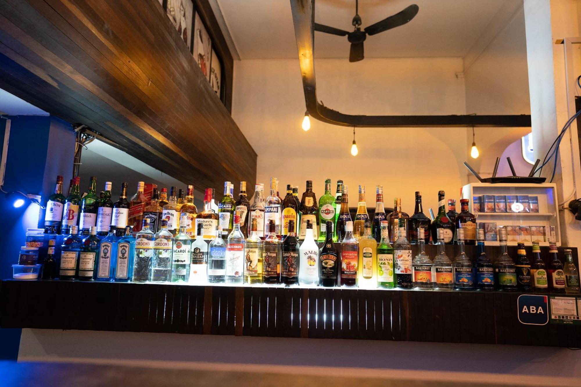 The Eighty8 Hostel พนมเปญ ภายนอก รูปภาพ