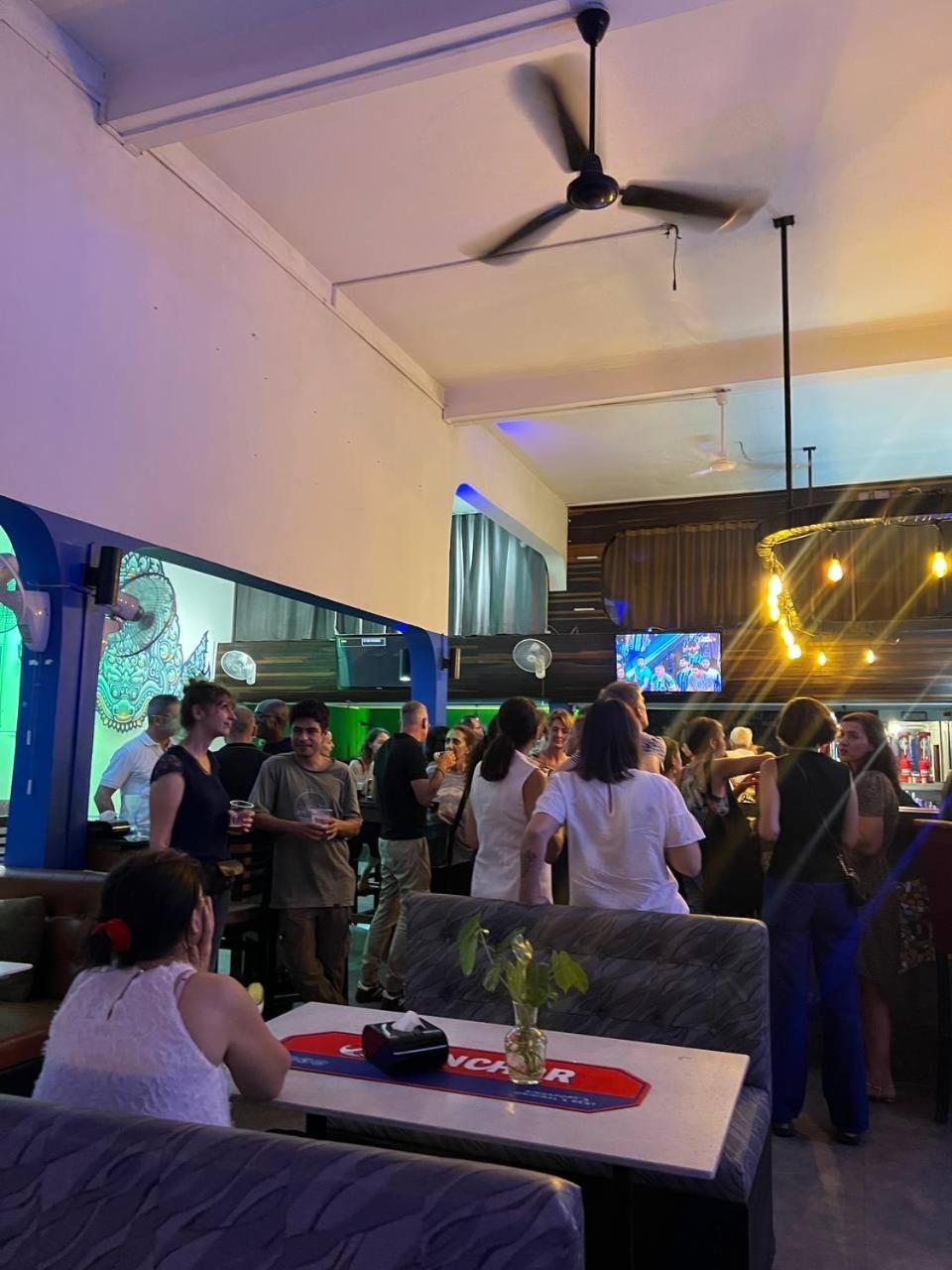 The Eighty8 Hostel พนมเปญ ภายนอก รูปภาพ