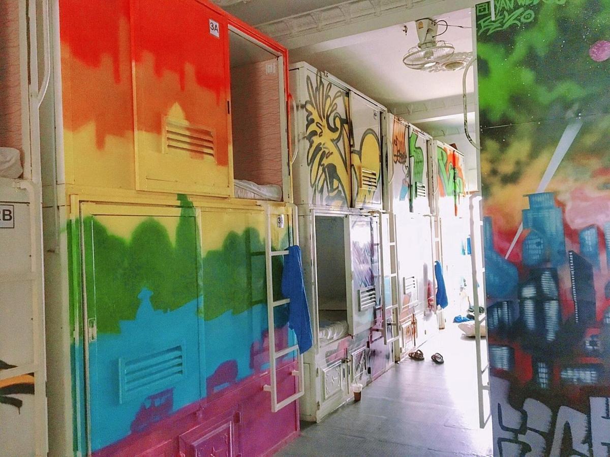 The Eighty8 Hostel พนมเปญ ภายนอก รูปภาพ